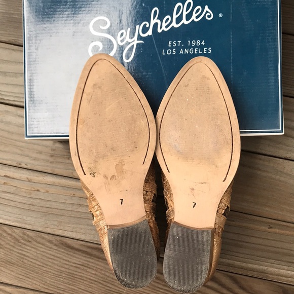 Seychelles Gold Ankle Boots - Picture 3 of 6